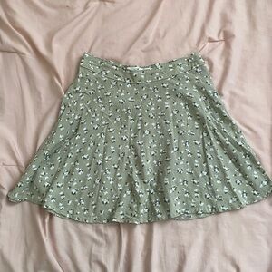 Hollister sage green floral skirt